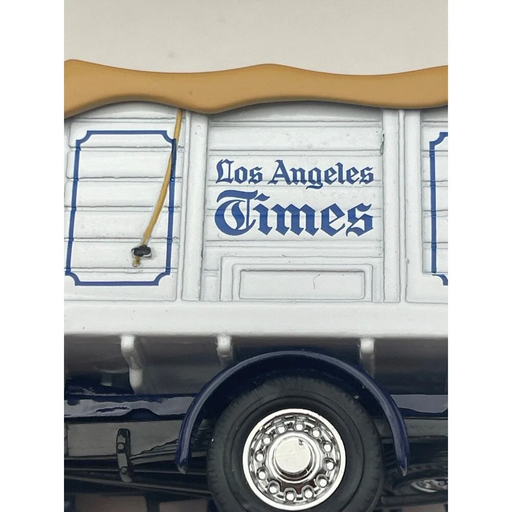 Matchbox Collectibles LA Times Newspaper Truck Diecast w/ Box 4.5